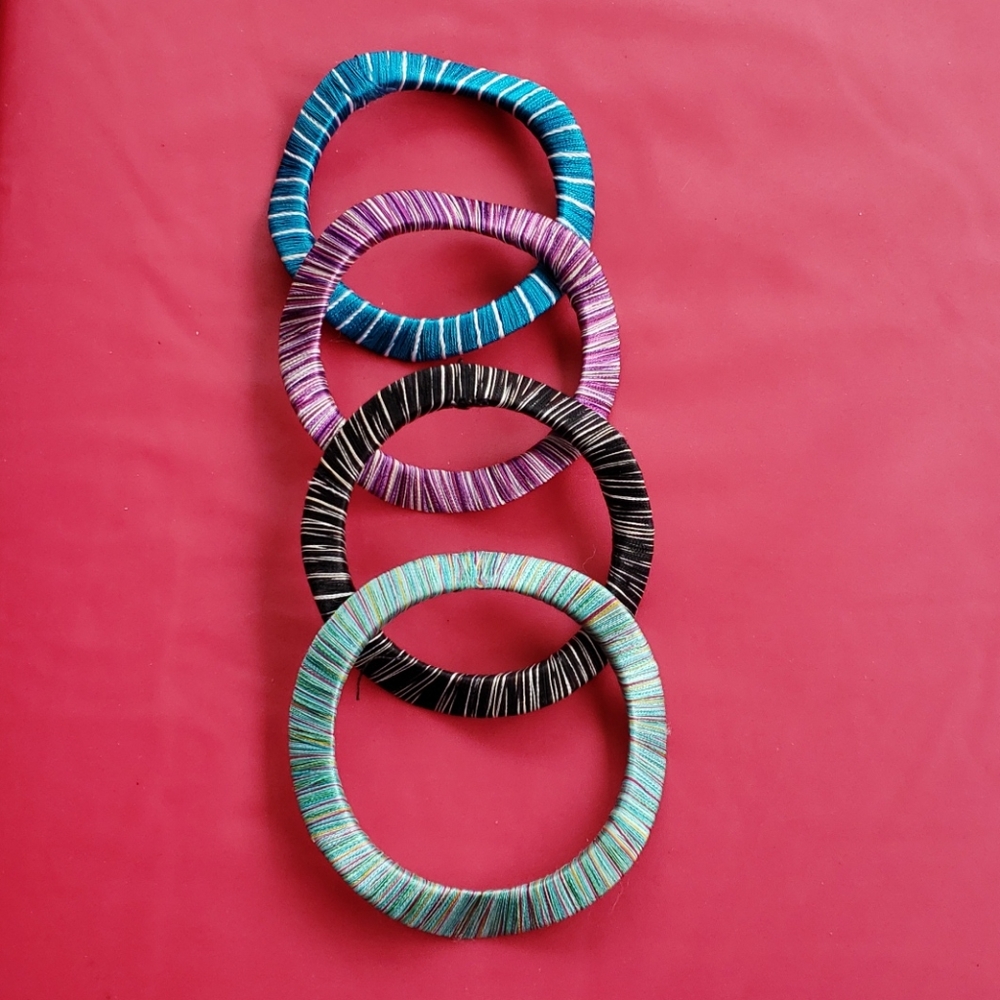Set of 4 Fashion Bangles
